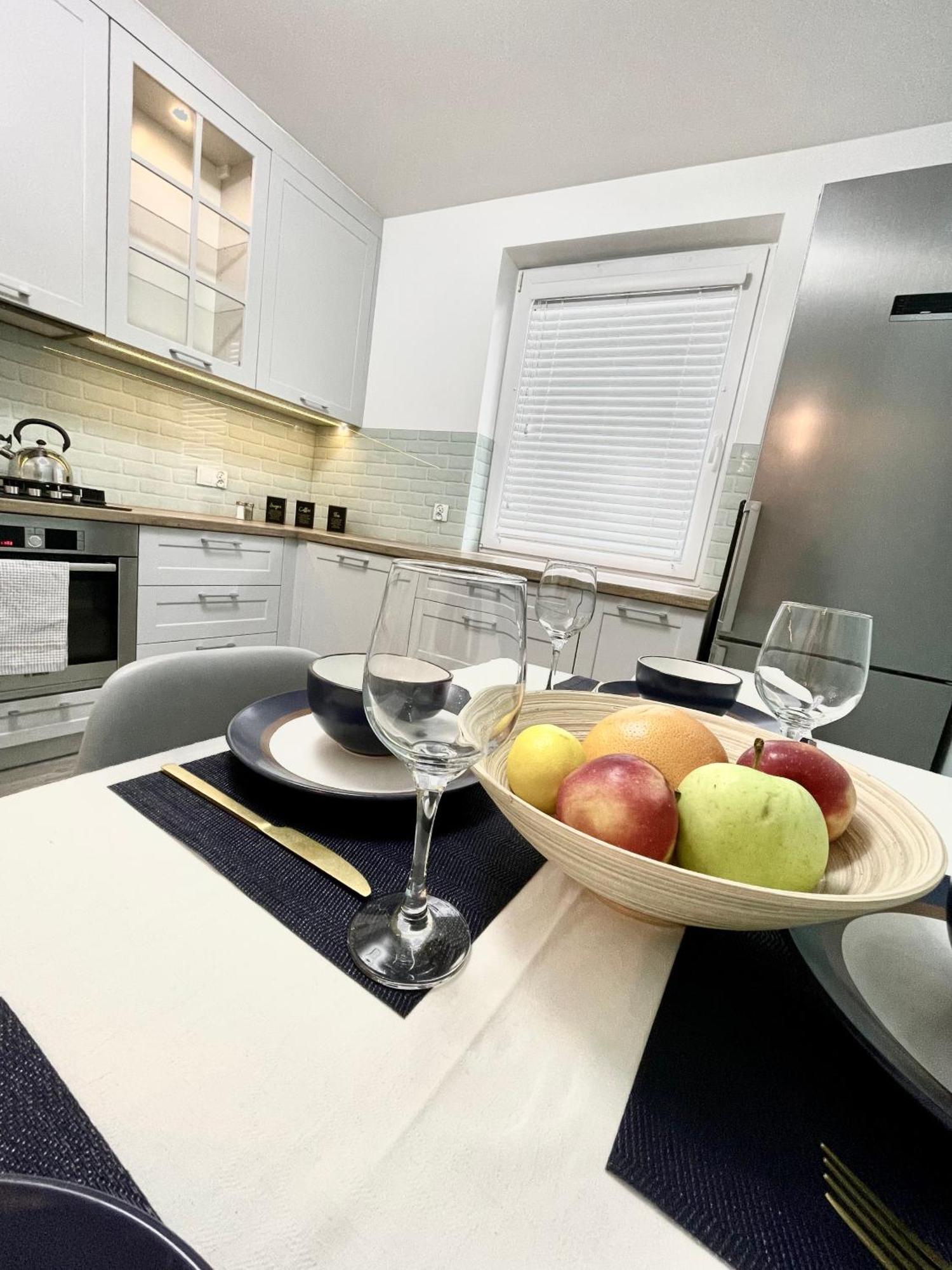 Biale Noce Apartament Biała Podlaska Buitenkant foto